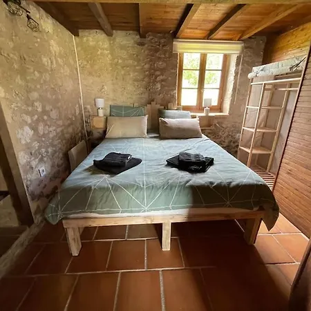 Casa de Férias Gite Le Chai *