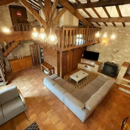 Holiday home Gite Le Chai